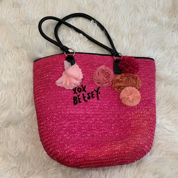 Cute Betsey Johnson Bag - Picture 1 of 5